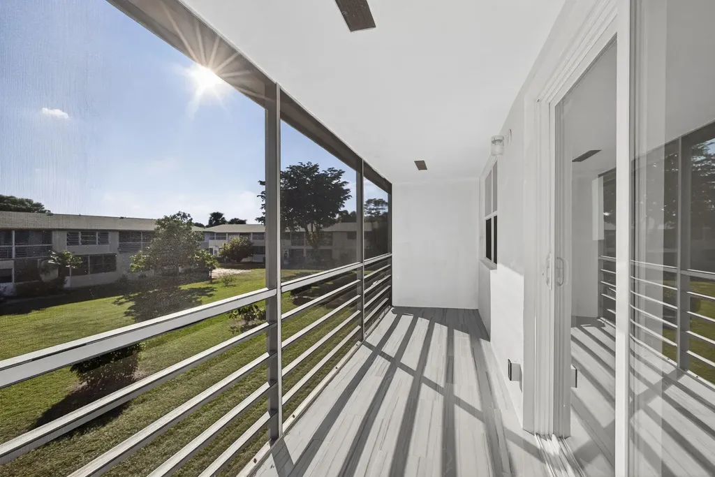 149 Hastings I West Palm Beach FL 33417
