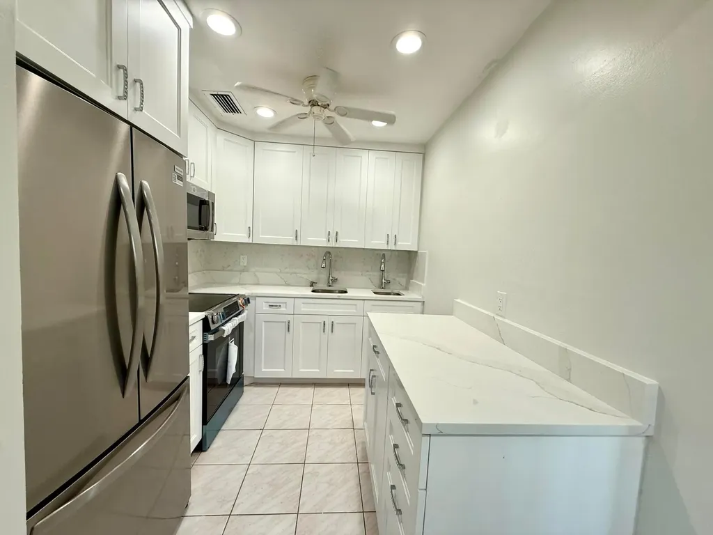 149 Hastings I West Palm Beach FL 33417