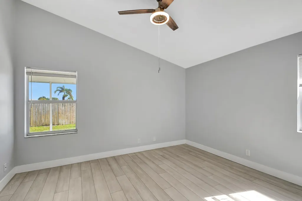215 NW 40th Avenue Delray Beach FL 33445