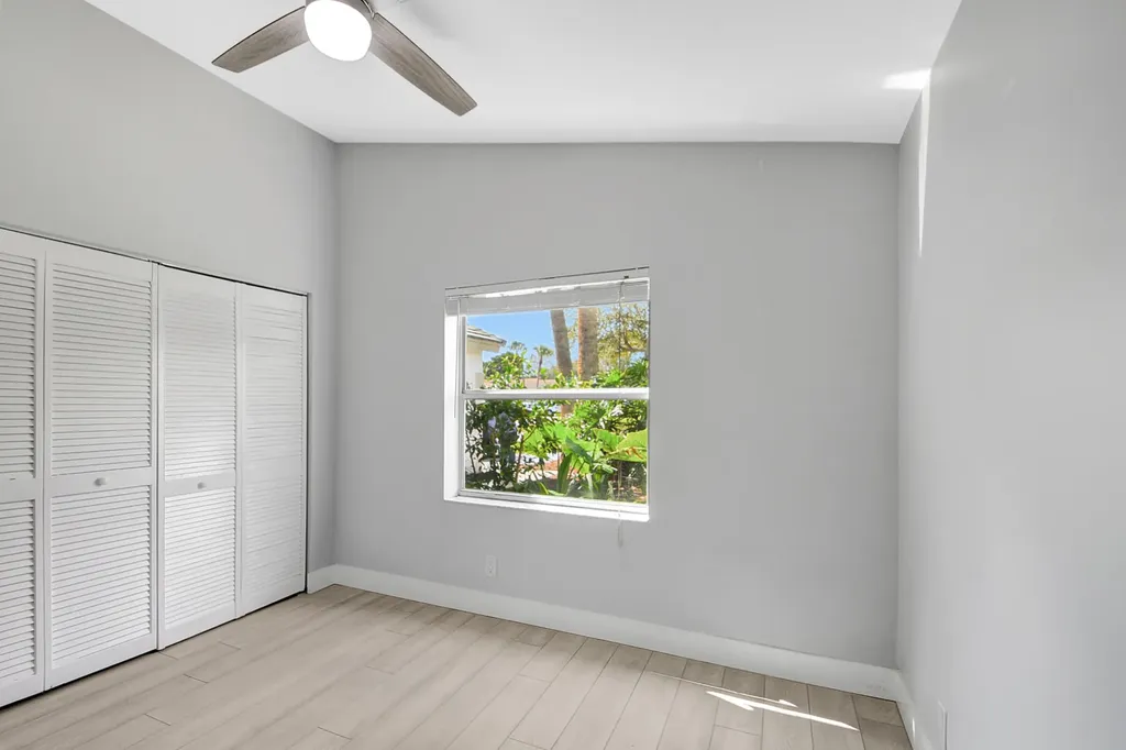 215 NW 40th Avenue Delray Beach FL 33445