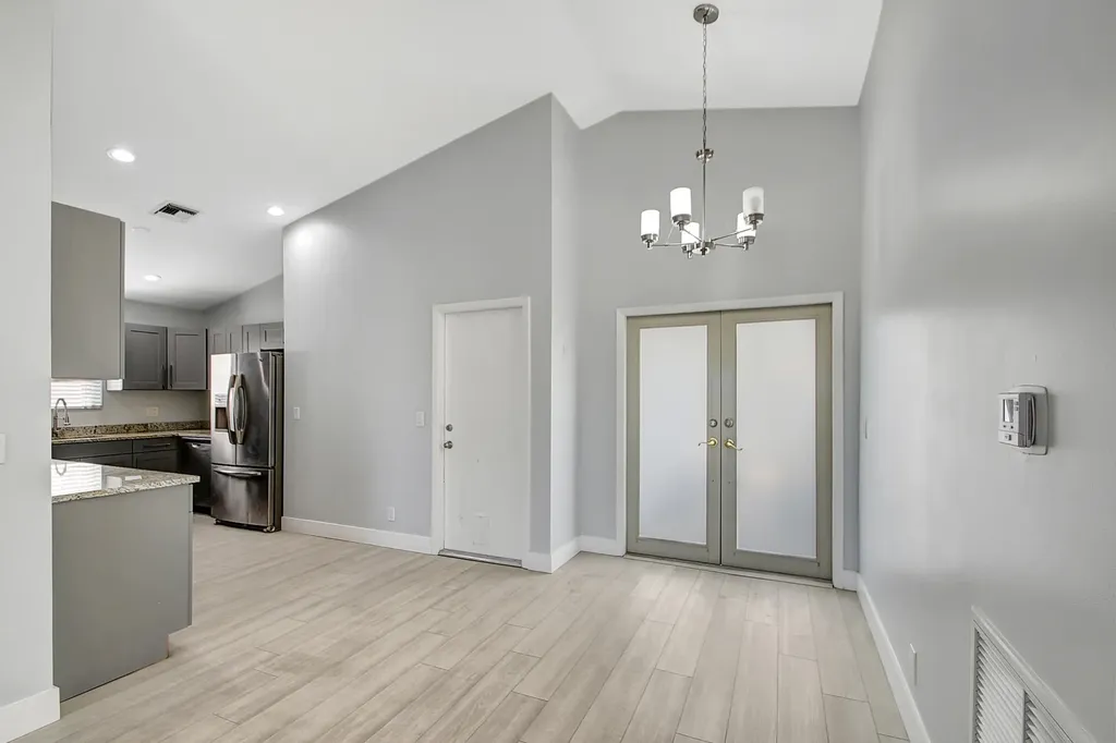 215 NW 40th Avenue Delray Beach FL 33445