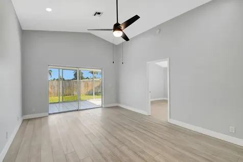 215 NW 40th Avenue Delray Beach FL 33445