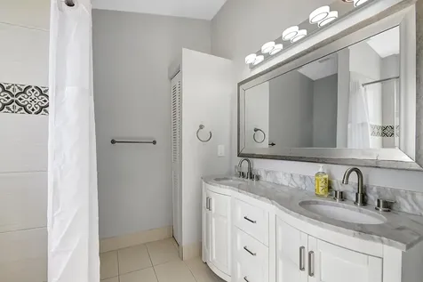 215 NW 40th Avenue Delray Beach FL 33445