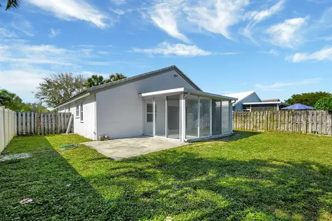 215 NW 40th Avenue Delray Beach FL 33445