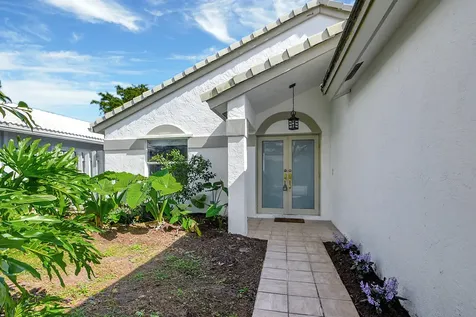 215 NW 40th Avenue Delray Beach FL 33445