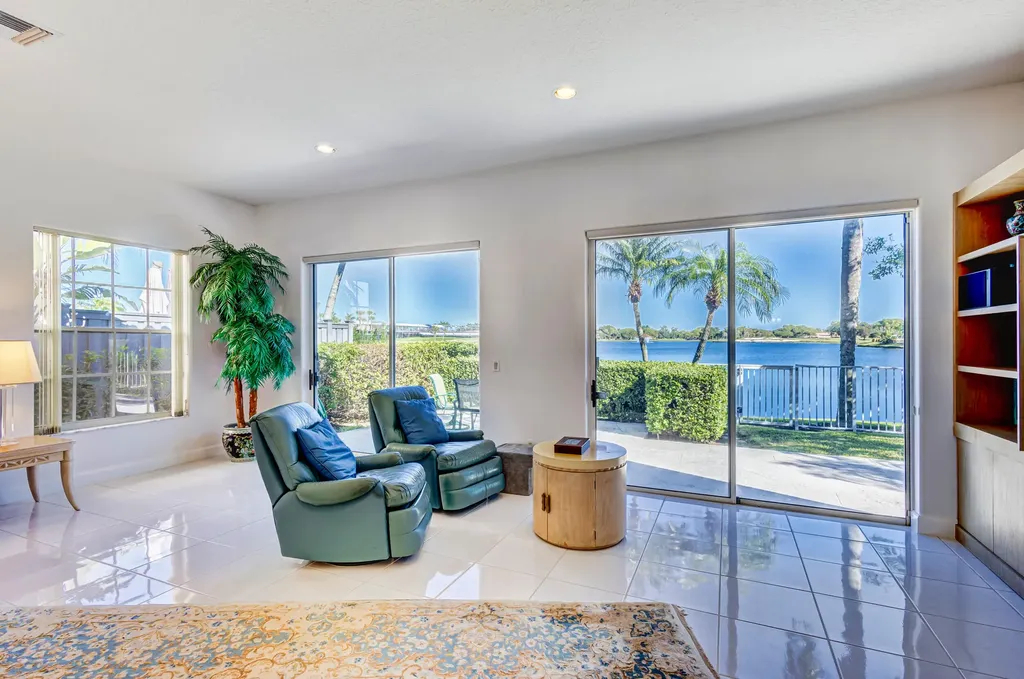 919 Augusta Pointe Drive Palm Beach Gardens FL 33418