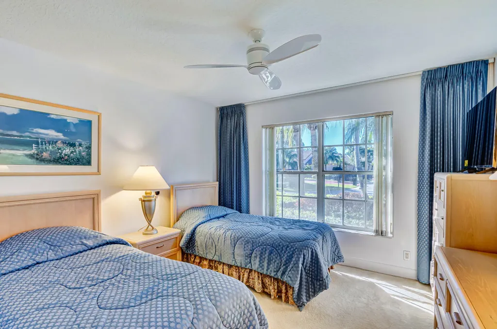 919 Augusta Pointe Drive Palm Beach Gardens FL 33418