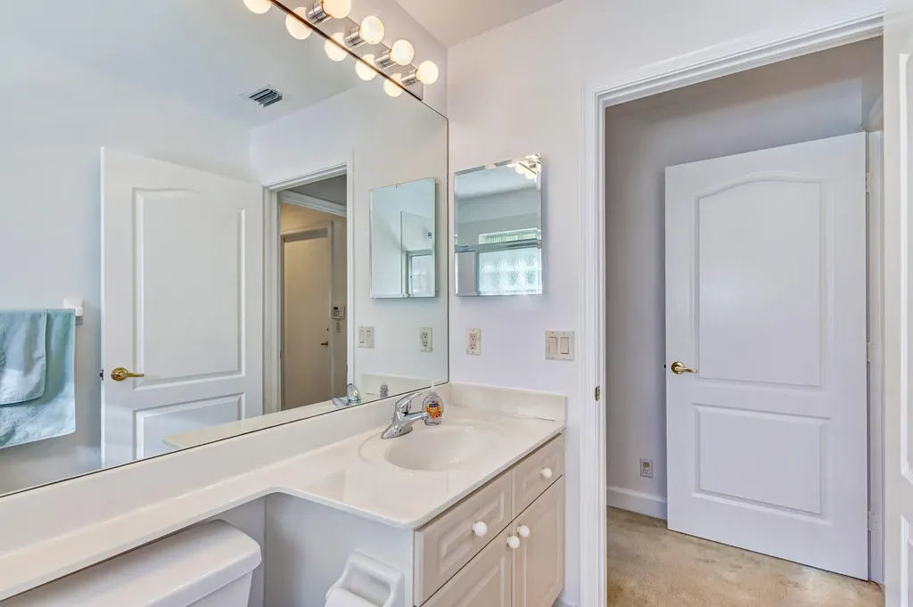 919 Augusta Pointe Drive Palm Beach Gardens FL 33418
