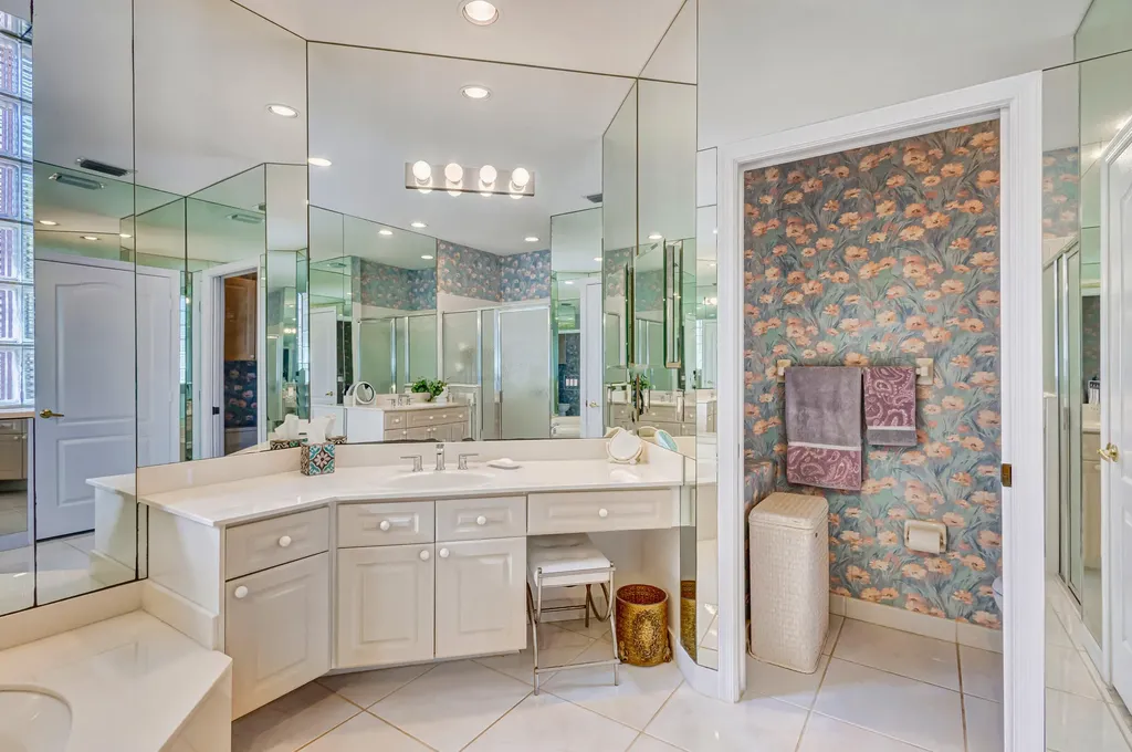 919 Augusta Pointe Drive Palm Beach Gardens FL 33418