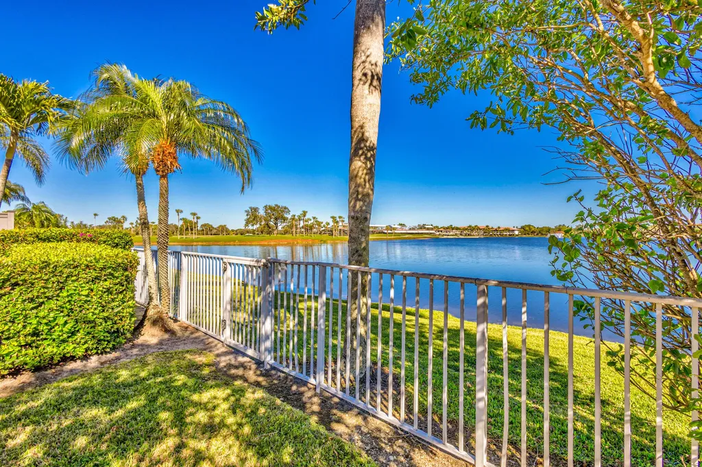 919 Augusta Pointe Drive Palm Beach Gardens FL 33418