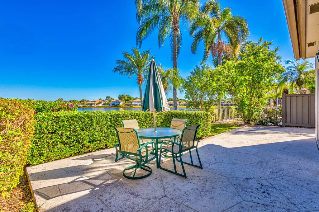 919 Augusta Pointe Drive Palm Beach Gardens FL 33418