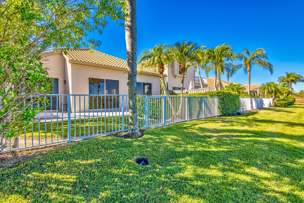 919 Augusta Pointe Drive Palm Beach Gardens FL 33418