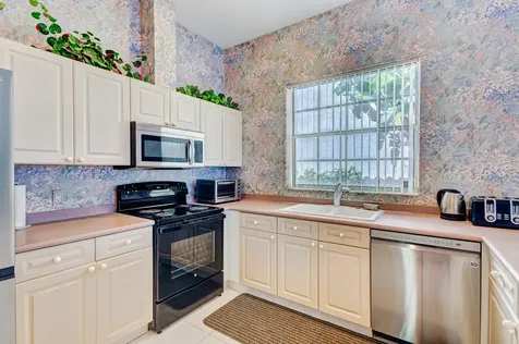 919 Augusta Pointe Drive Palm Beach Gardens FL 33418