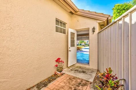 919 Augusta Pointe Drive Palm Beach Gardens FL 33418