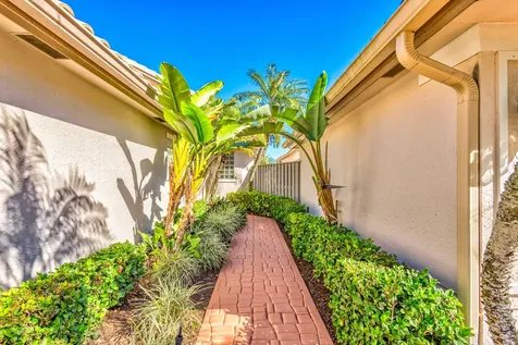 919 Augusta Pointe Drive Palm Beach Gardens FL 33418