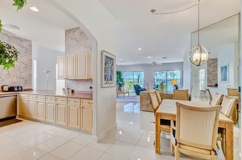 919 Augusta Pointe Drive Palm Beach Gardens FL 33418