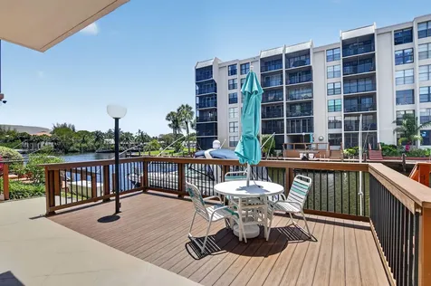 8 Royal Palm Way Boca Raton FL 33432