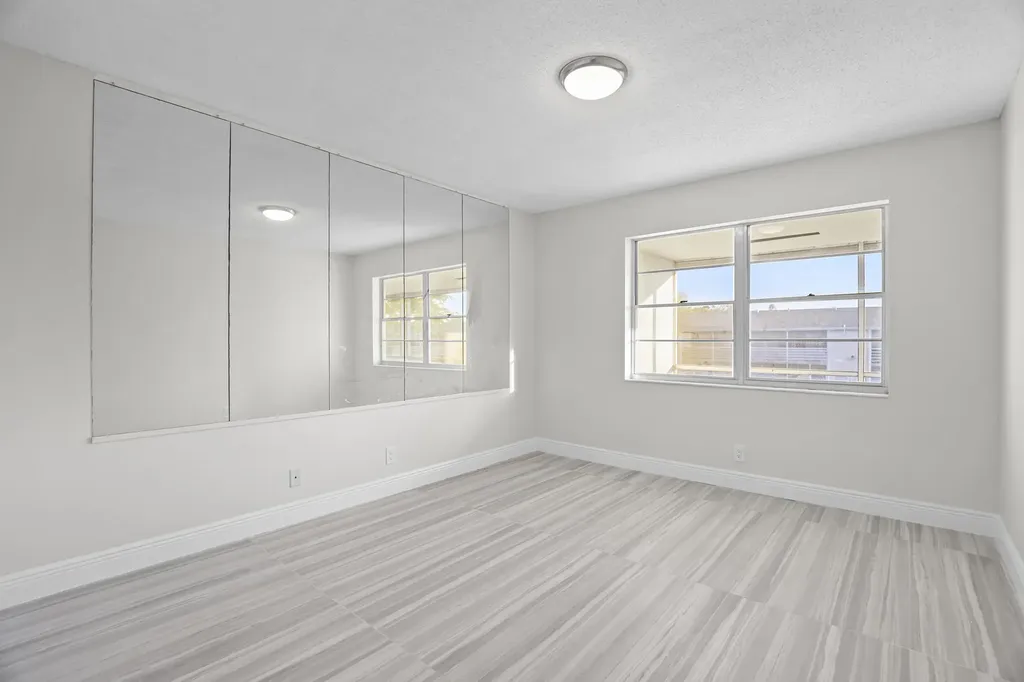 148 Hastings I West Palm Beach FL 33417