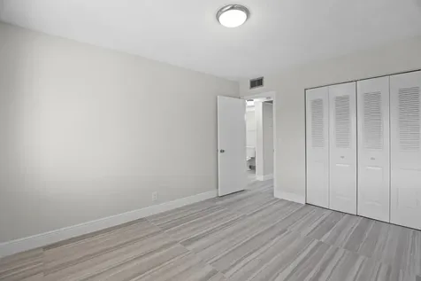 148 Hastings I West Palm Beach FL 33417