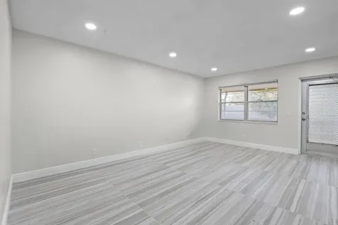 148 Hastings I West Palm Beach FL 33417