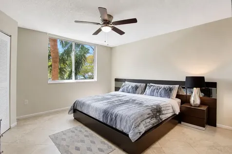 1000 Scotia Drive Hypoluxo FL 33462