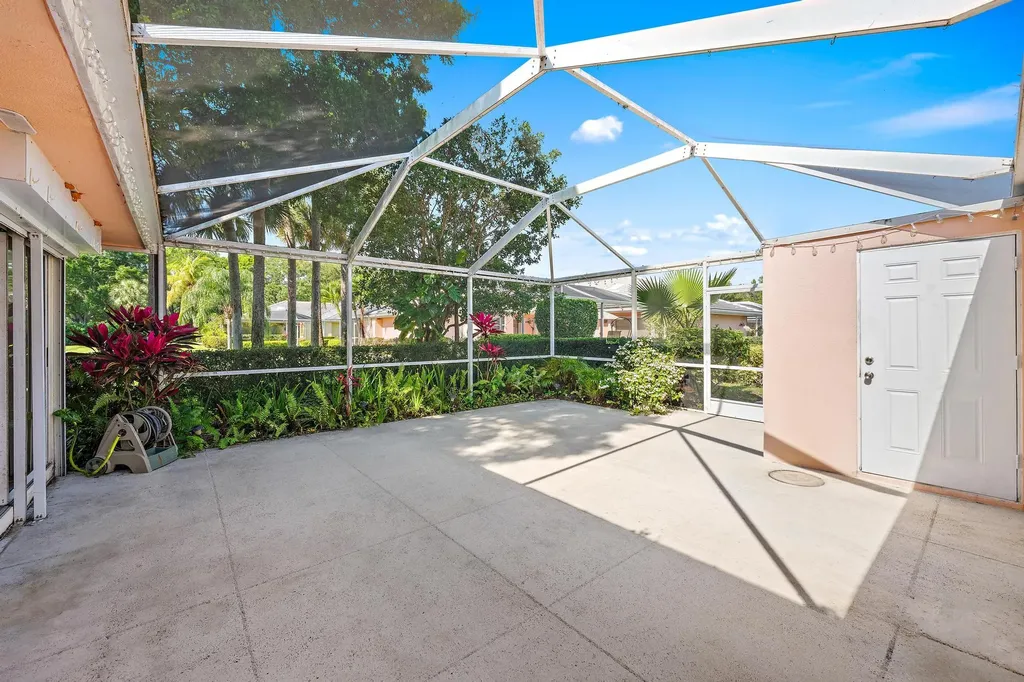 3404 Lakemont Court Palm Beach Gardens FL 33403