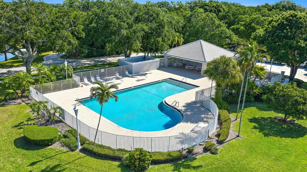 3404 Lakemont Court Palm Beach Gardens FL 33403