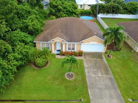 4511 NW Glazbrook Street Port St Lucie FL 34983