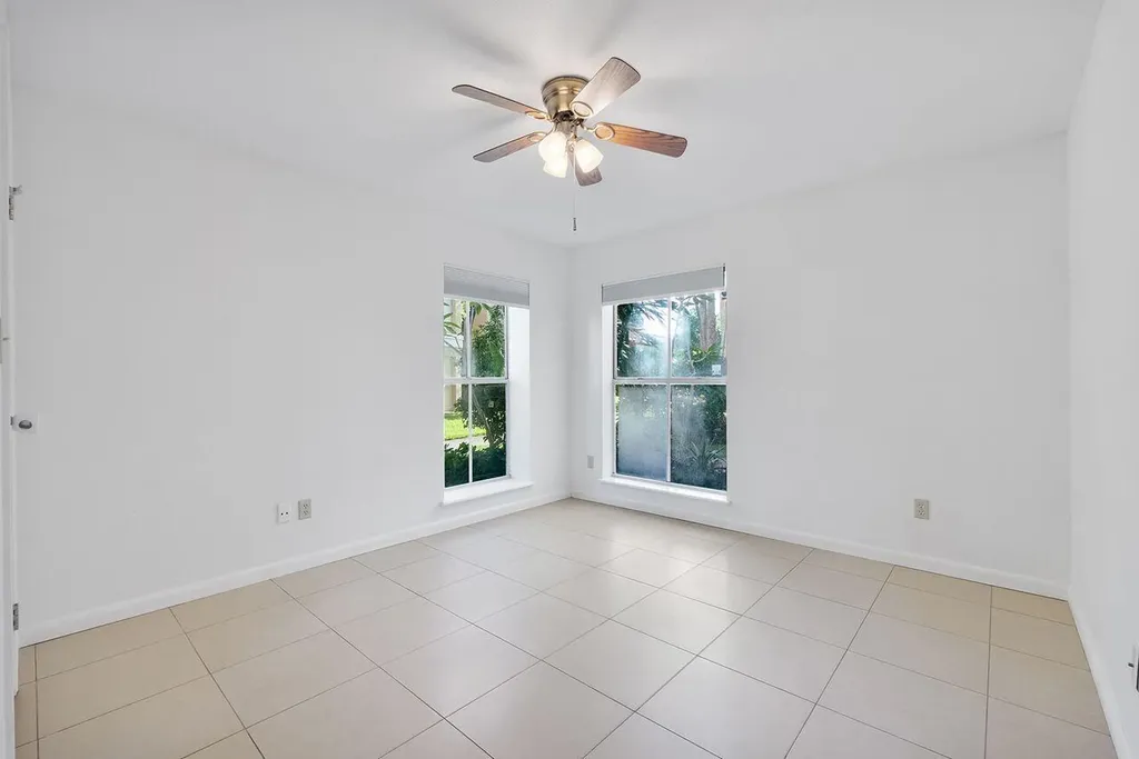 875 Riverside Drive Coral Springs FL 33071