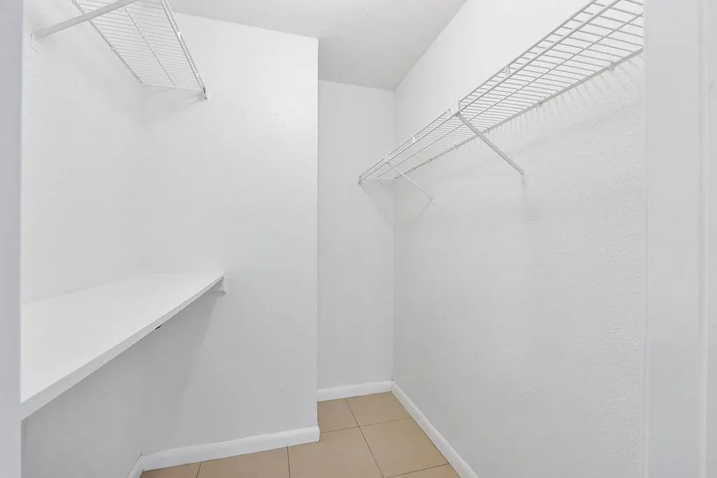 875 Riverside Drive Coral Springs FL 33071