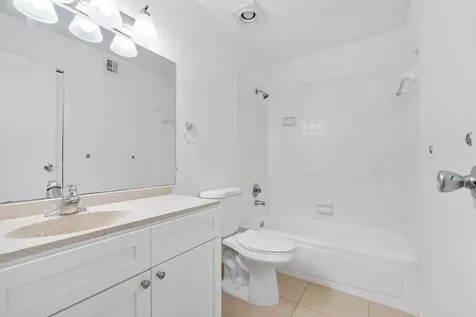875 Riverside Drive Coral Springs FL 33071