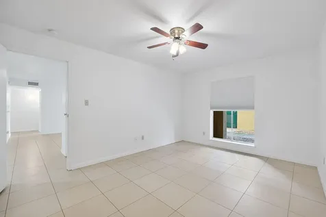 875 Riverside Drive Coral Springs FL 33071