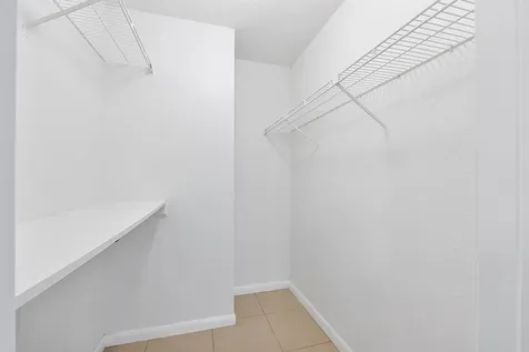 875 Riverside Drive Coral Springs FL 33071