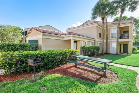 875 Riverside Drive Coral Springs FL 33071