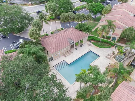 875 Riverside Drive Coral Springs FL 33071