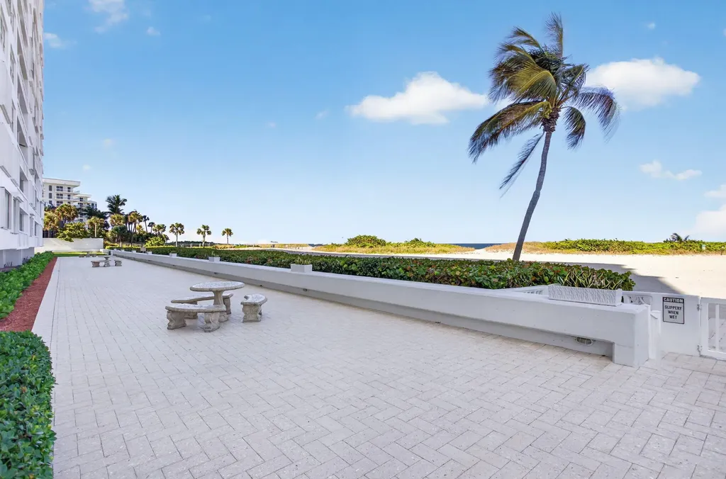 1012 N Ocean Boulevard Pompano Beach FL 33062