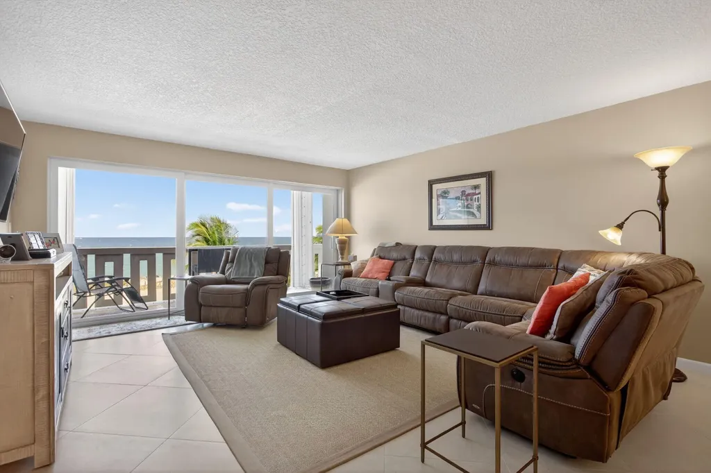 1012 N Ocean Boulevard Pompano Beach FL 33062