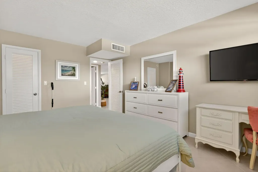 1012 N Ocean Boulevard Pompano Beach FL 33062