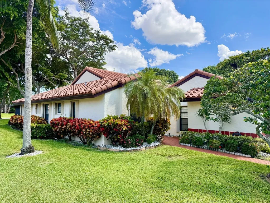 5462 Palm Springs Lane Boynton Beach FL 33437