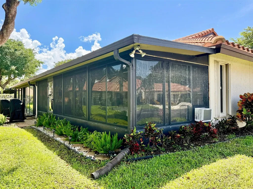 5462 Palm Springs Lane Boynton Beach FL 33437