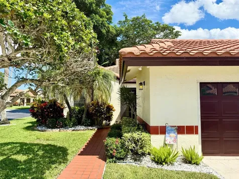 5462 Palm Springs Lane Boynton Beach FL 33437
