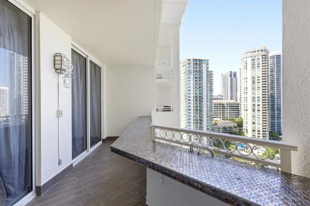 511 SE 5th Avenue Fort Lauderdale FL 33301