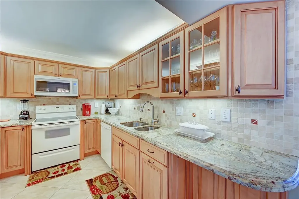531 N Ocean Boulevard Pompano Beach FL 33062