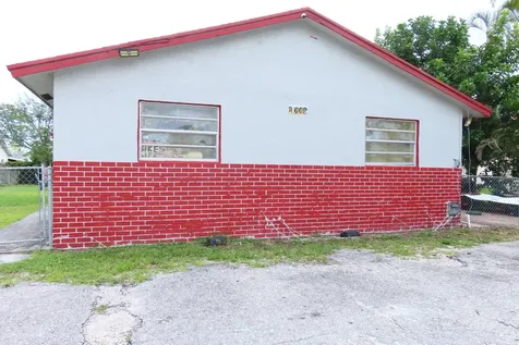1602 Meridian Road West Palm Beach FL 33417