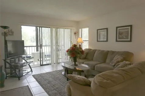 801 Sky Pine Way Greenacres FL 33415