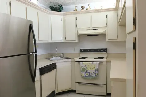 801 Sky Pine Way Greenacres FL 33415