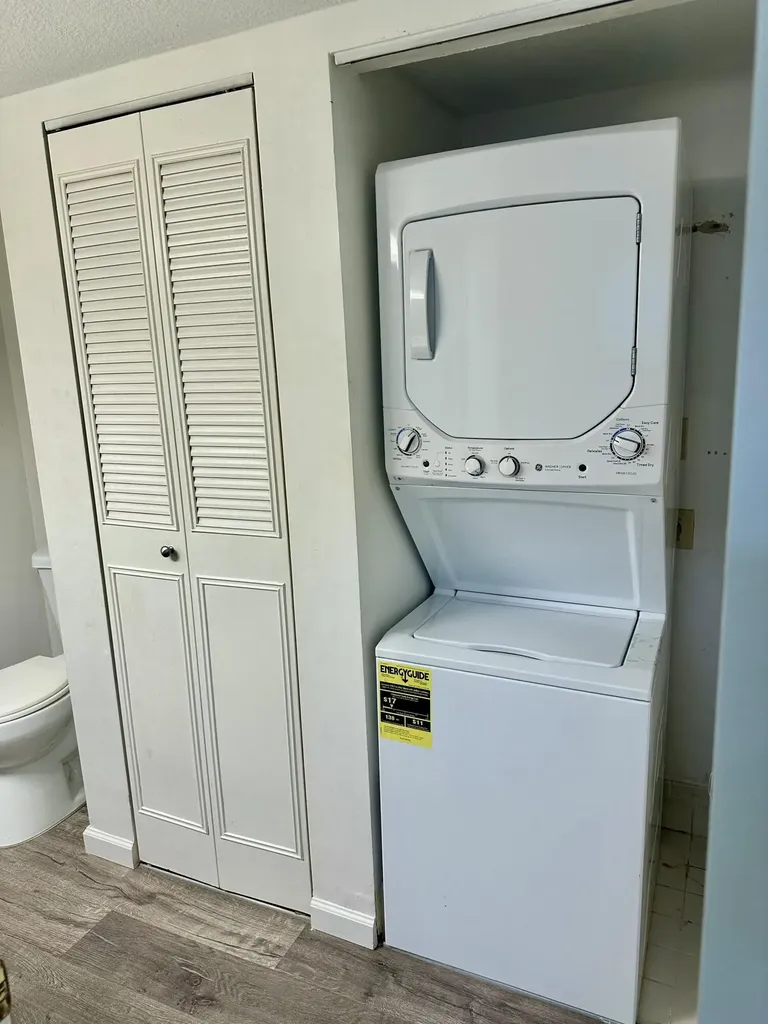 1250 S Military Trail Deerfield Beach FL 33442