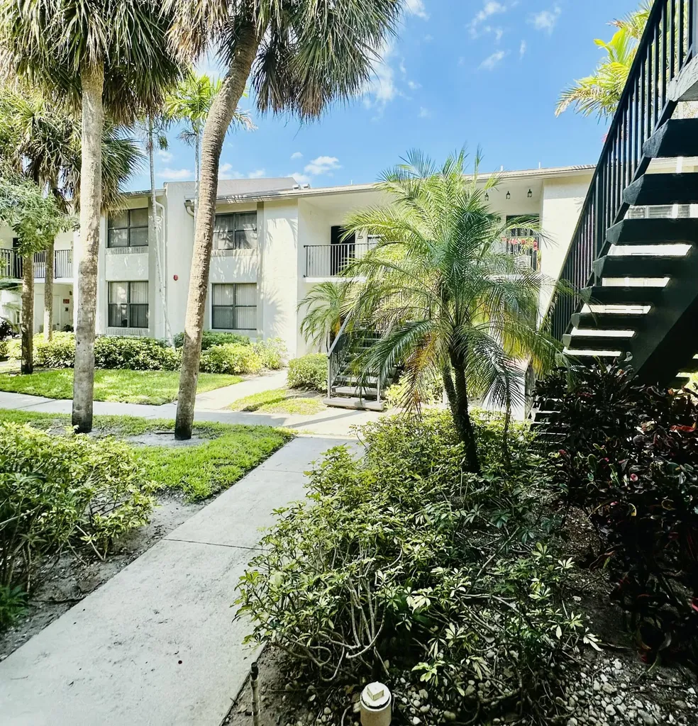 1250 S Military Trail Deerfield Beach FL 33442