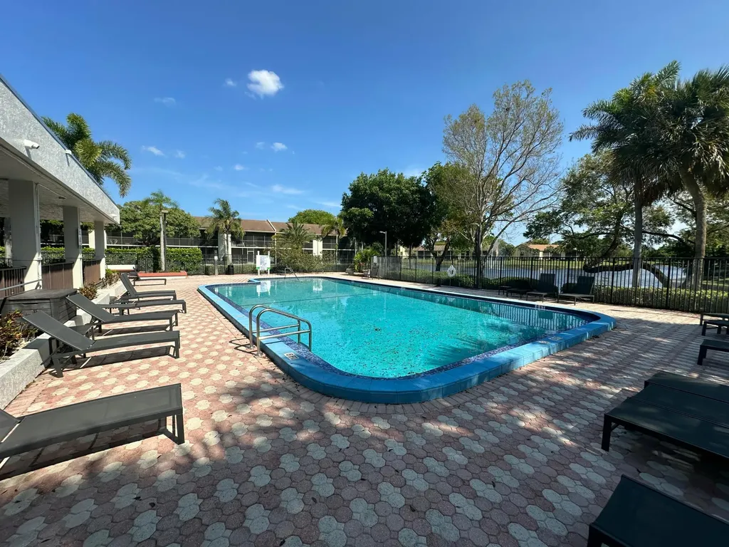 1250 S Military Trail Deerfield Beach FL 33442