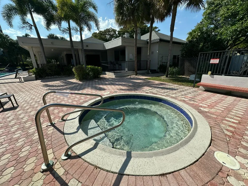 1250 S Military Trail Deerfield Beach FL 33442